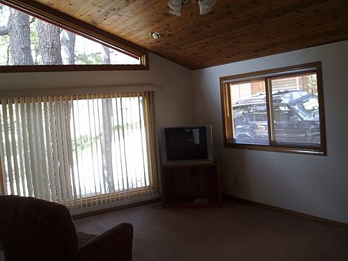 OPEN GREAT ROOM