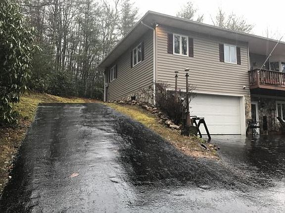 4th image of 190 Walnut St