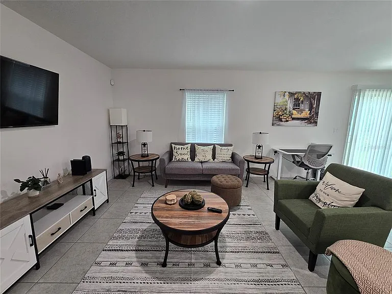 15271 Green Jay Rd — Photo 8