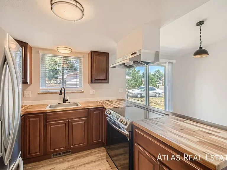 13493 E Tennessee Ave — Photo 4