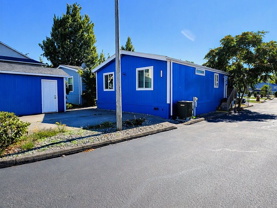 1st image of 7842 SE Lindy St