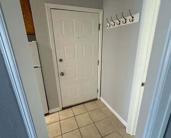 1934 18th St #10 — Photo 19