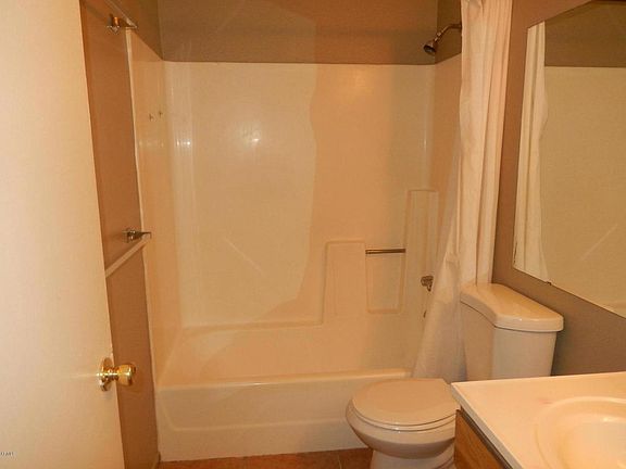 2nd image of 4021 S 44th St #1