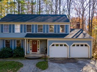 12046 Lake Newport Rd, Reston, VA 20194