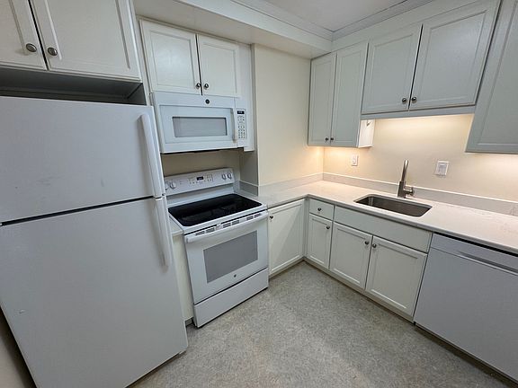 4th image of 31 Harris St APT 302