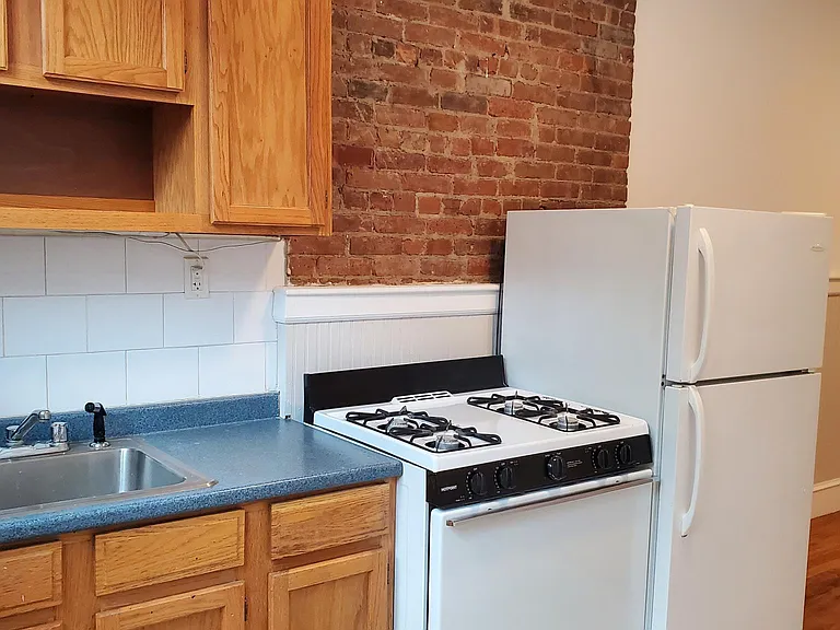 515 Manila Ave #1A — Photo 5
