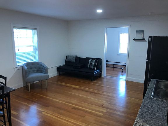 5th image of 15 N Jackson St #21