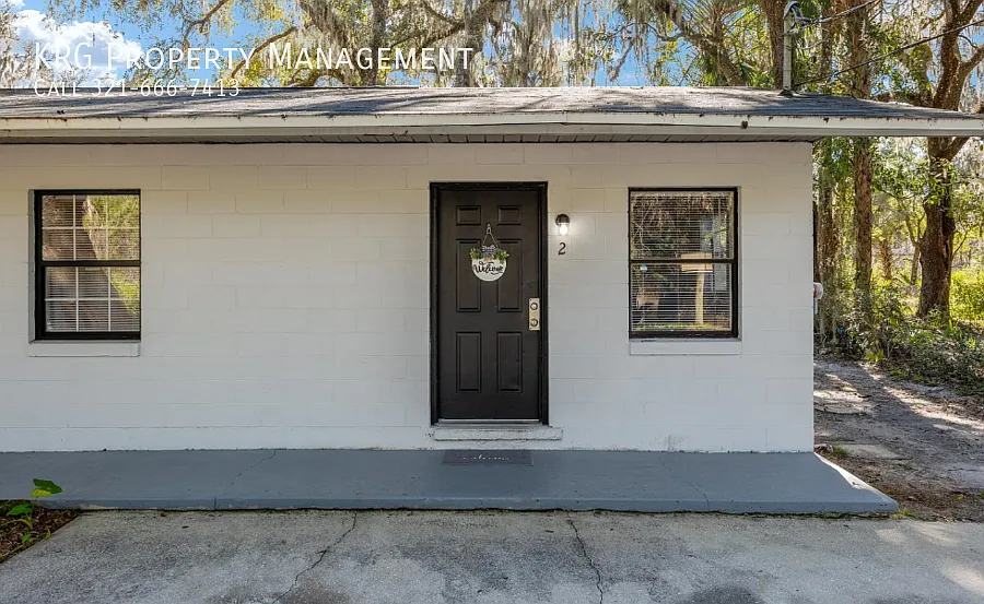 Building Photo - 5600 NE 32nd St #2