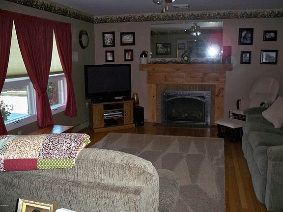 3rd image of 440 W Highland Ave S