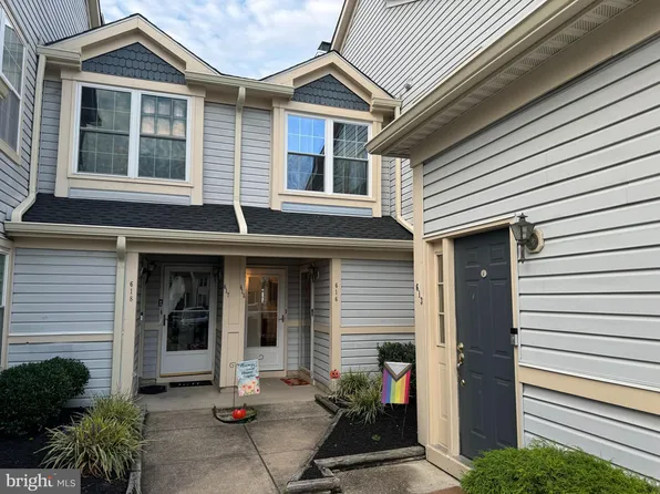 615 Steeplechase Ct, Woodbury, NJ 08096