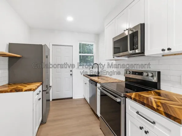 127 Hibiscus Ave, Savannah, GA 31404