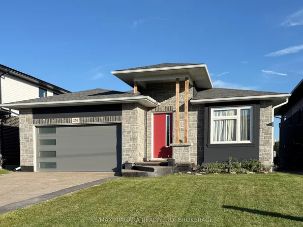 250 Colbeck Dr S, Welland, ON L3C 0B4
