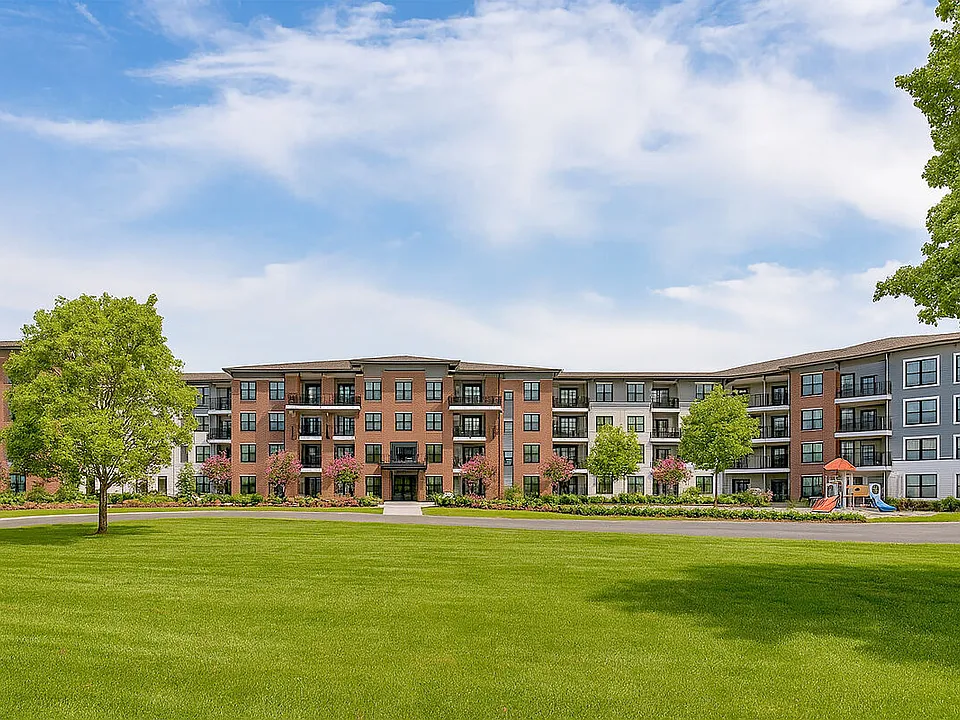 Lofts at Creekview