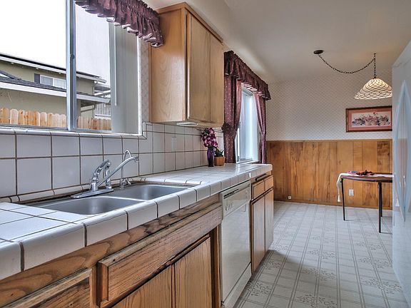 2nd image of 14841 McVay Ct