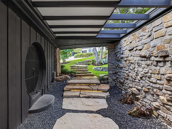 4th image of 5332 Quail Run St