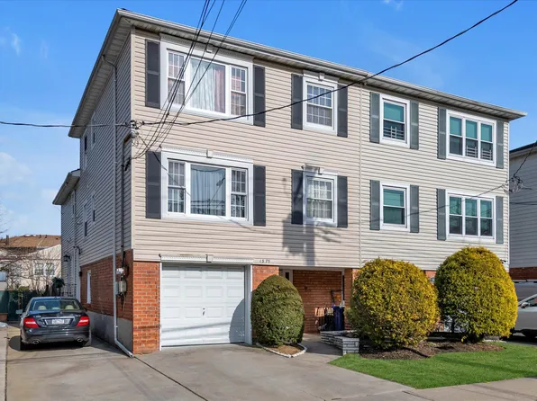 1575 208th Place, Bayside, NY 11360