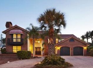 18 Sailfish Ln, Ocean Ridge, FL 33435