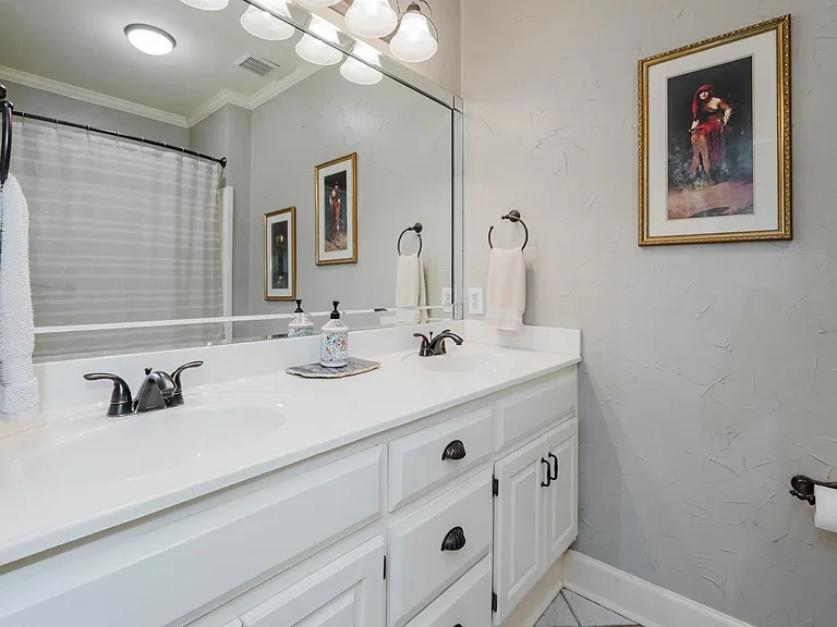 3036 Old Stone Dr — Photo 33