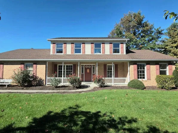 3 Buttonwood Ct, Mechanicsburg, PA 17050