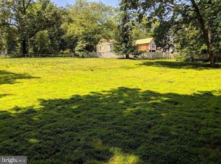 3742 Lumar Dr, Fort Washington, MD 20744