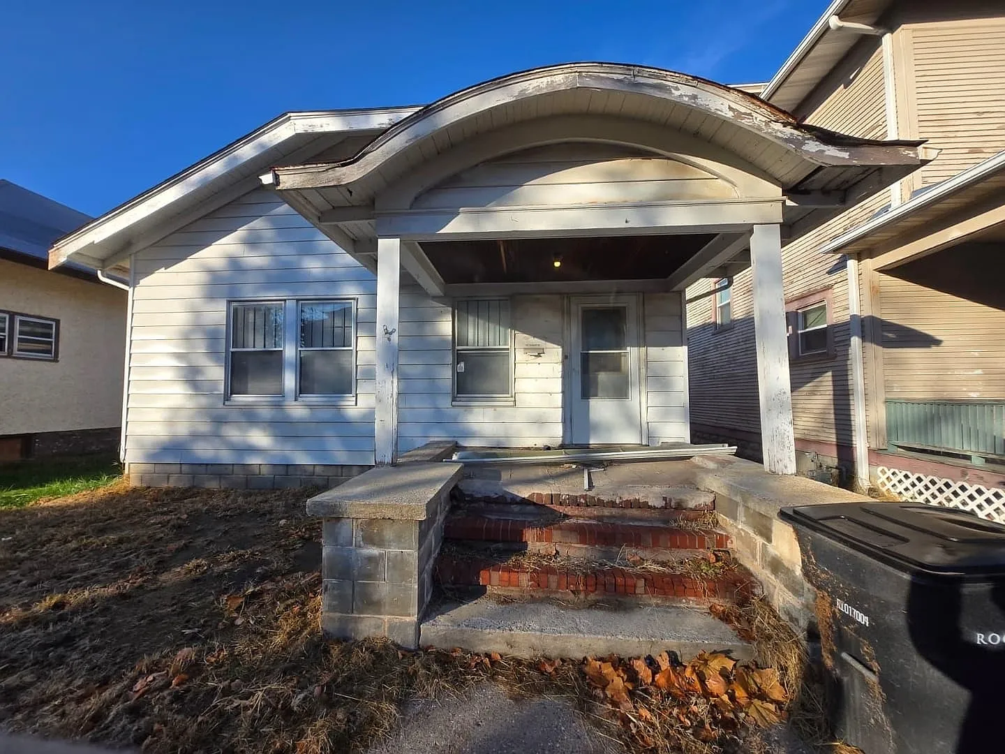 1204 Glenhurst Ct photo 1