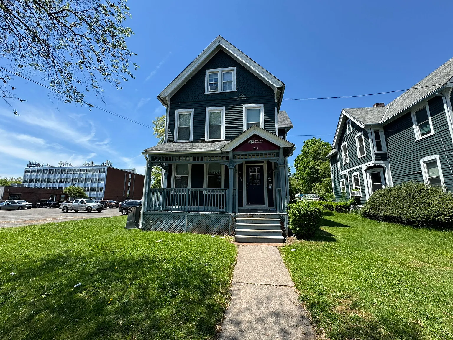 2 bed, $1,800 — Photo 3