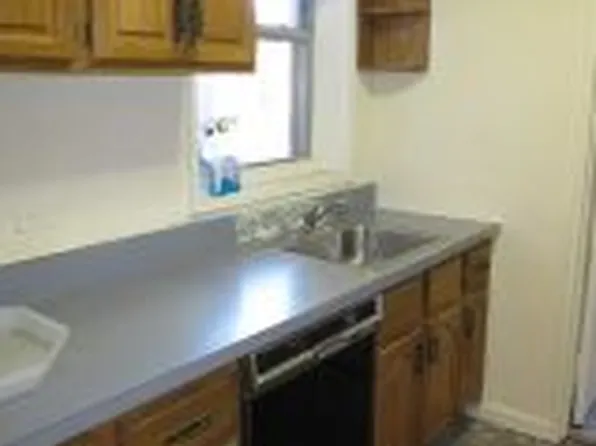 2265 Gerritsen Avenue image 1 of 5