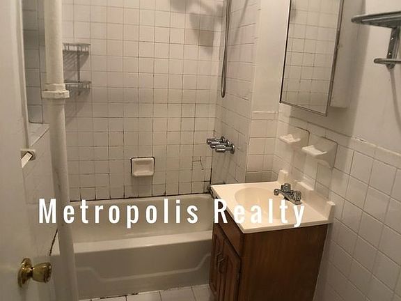 2nd image of 3230 41st St APT 2A