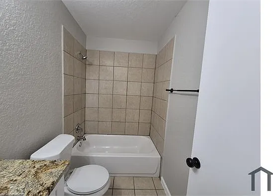 6303 Heathers Run #- — Photo 11
