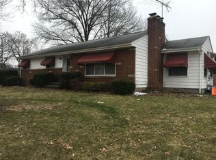 250 37th St SW, Barberton, OH 44203