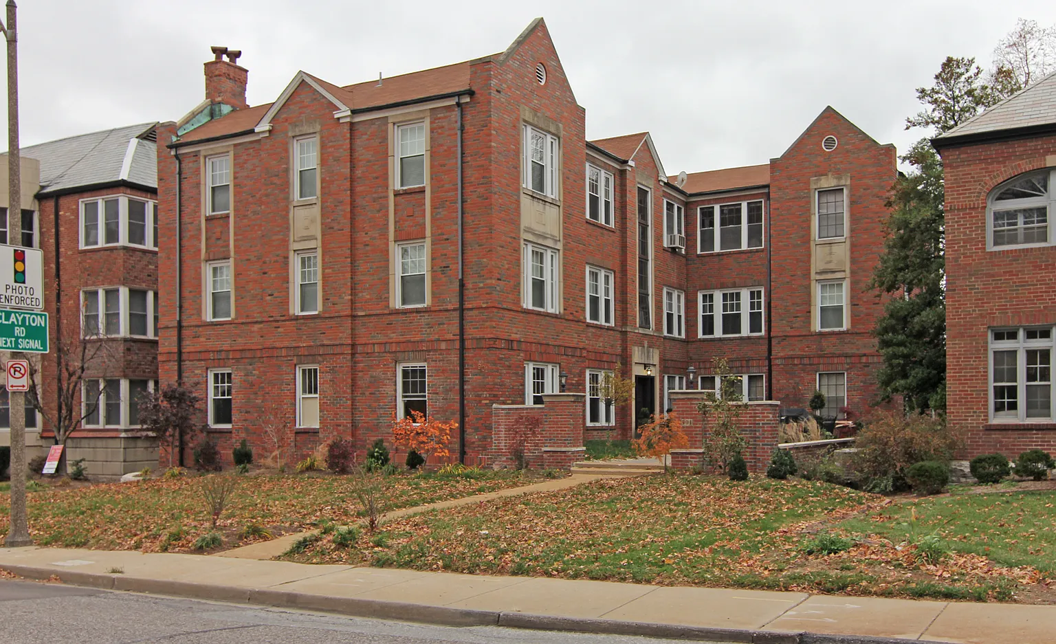 Hanley Road Apartments — Photo 1