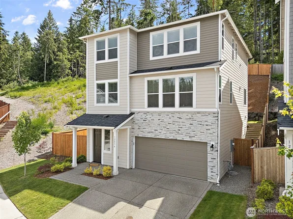 12836 Jammer Place NW, Silverdale, WA 98383