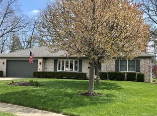 100 Fairway Dr, Springboro, OH 45066