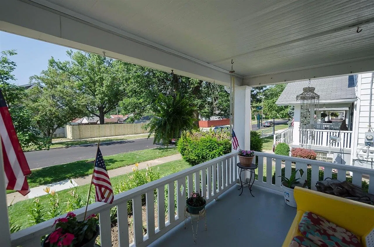 2 bed, 1100 sqft, $1,495 — Photo 3