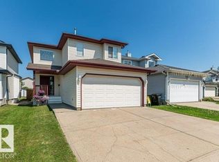 1816 36th Ave NW, Edmonton, AB T6T 1S8