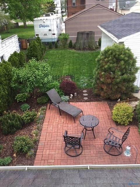 2nd image of 2432 Beaufort Ave