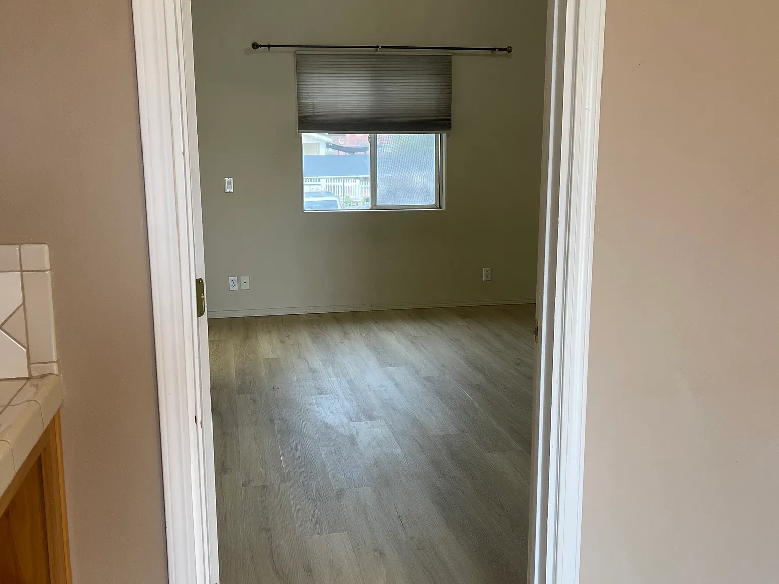 1 bed, 750 sqft, $1,800 — Photo 4