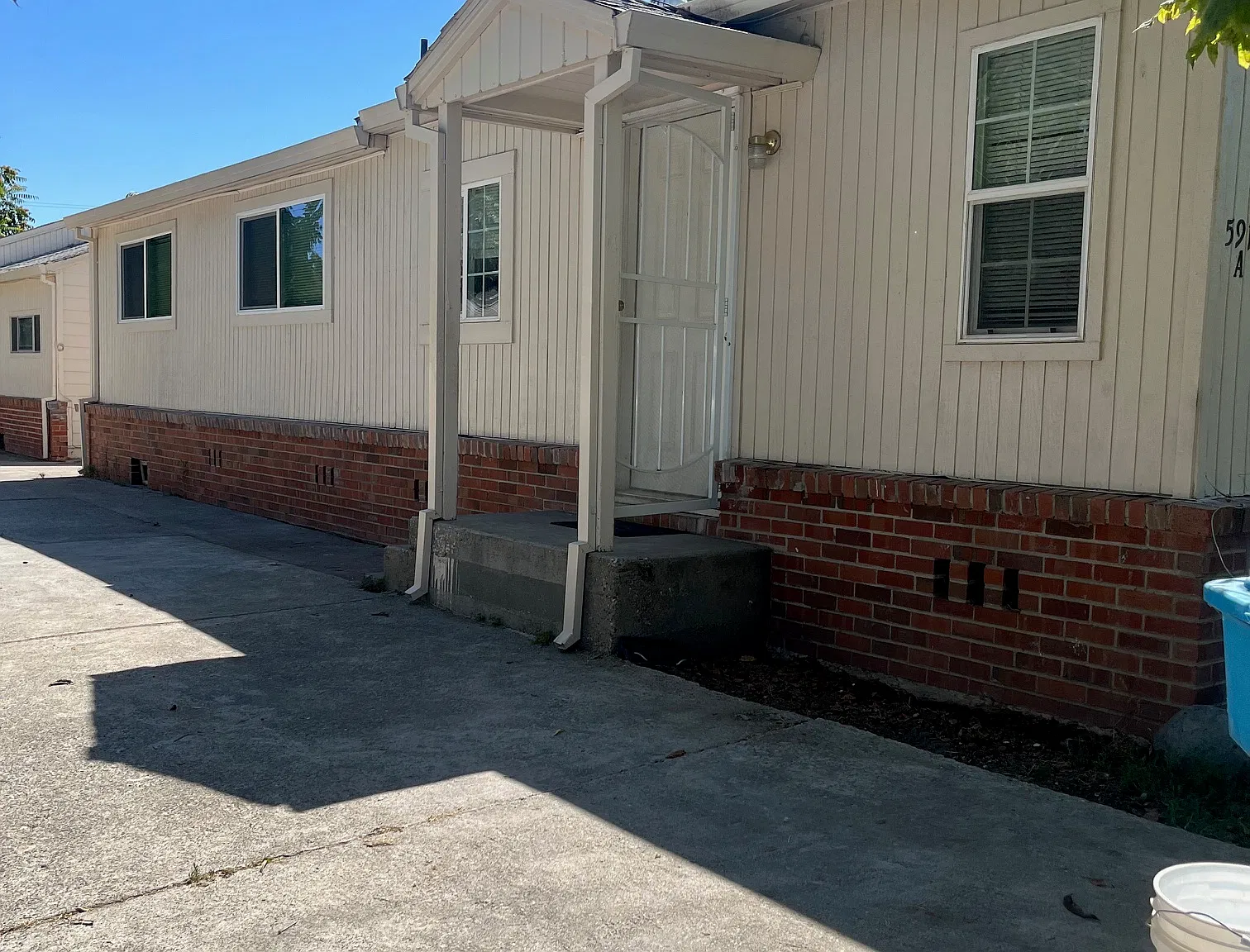 5911 Poplar Drive #A & B - A — Photo 2