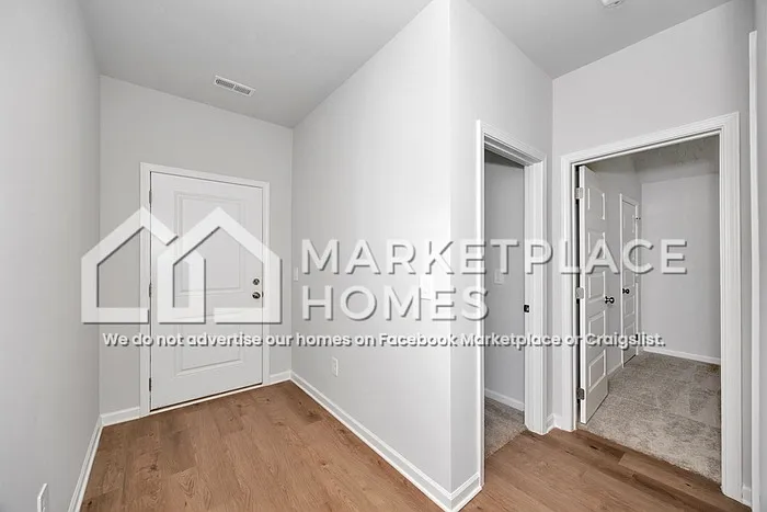 3 bed, 2.0 bath, 1355 sqft, $1,550 — Photo 4