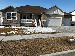 16146 S Coupler Ln, Bluffdale, UT 84065