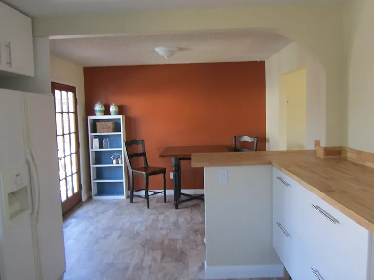 7124 Brenda Way — Photo 2