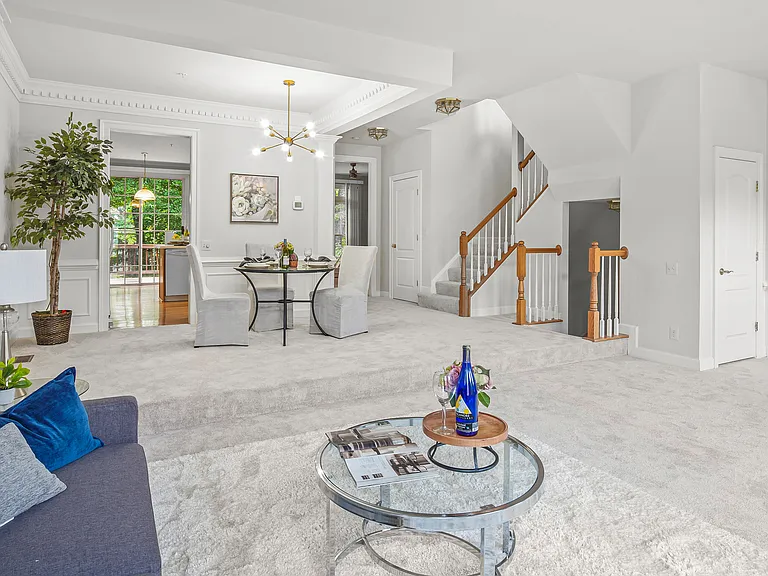 9590 Lagersfield Cir — Photo 2