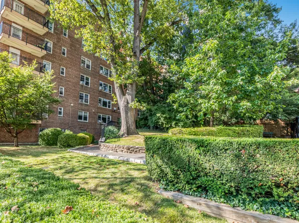 3720 Independence Avenue image 16 of 17