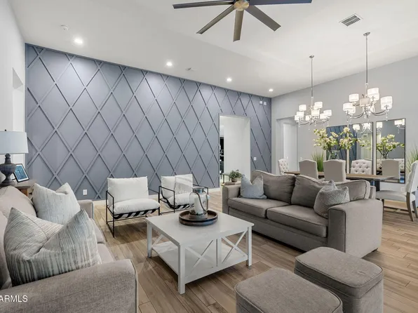 2052 E CRESCENT Way, Gilbert, AZ 85298