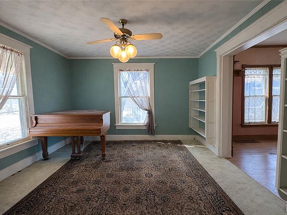 5th image of 305 Polk Ave