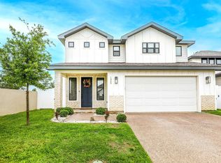 1325 Sambar Loop, Laredo, TX 78045