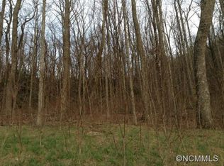 105 Settings Blvd, Black Mountain, NC 28711