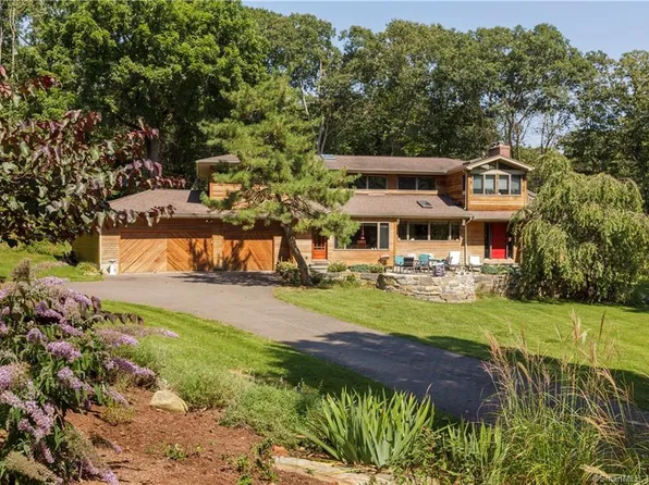 201 Saw Mill Road, Guilford, CT 06437