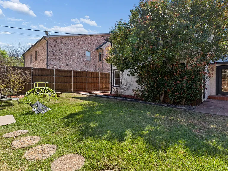4516 Fairway St — Photo 25