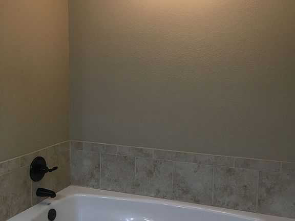5th image of 516 Brentain Ln